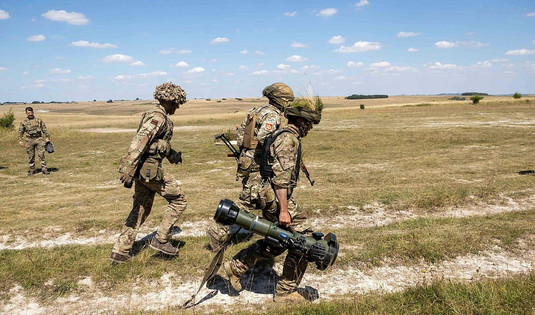 Združeno kraljestvo bo razširilo program usposabljanja za ukrajinsko vojsko