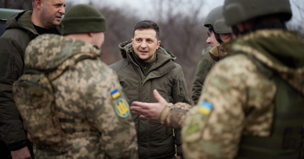 Zelenskyy je obljubil, da bo pomilostil več deset obsojenih veteranov vojne v Donbasu.