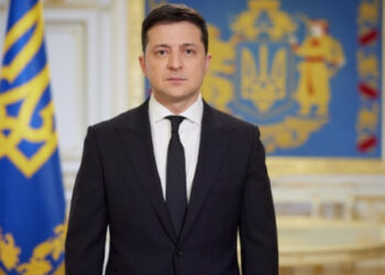 Zelenskyy pozval Ukrajince, naj ostanejo doma in ne panike