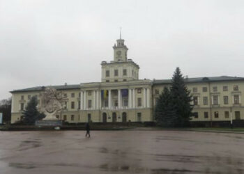 Župan Khmelnytsky je pozval prebivalce, naj ostanejo mirni.