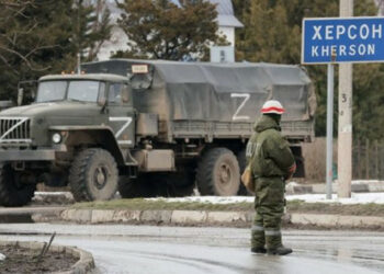 Kremlin je pripravil priročnike, ki pojasnjujejo umik iz Kherson