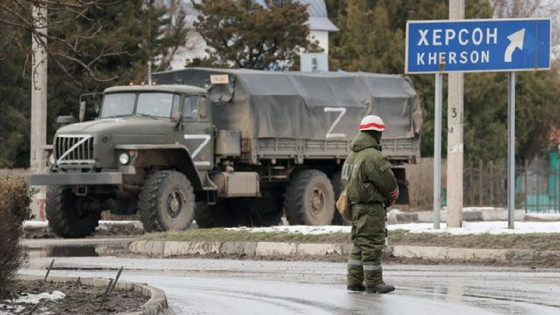 Kremlin je pripravil priročnike, ki pojasnjujejo umik iz Kherson