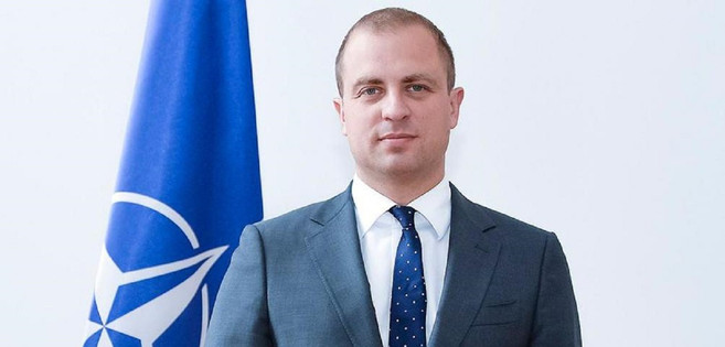 Poljski veleposlanik zanikal prepoved Nata o dobavi Ukrajine s tanki