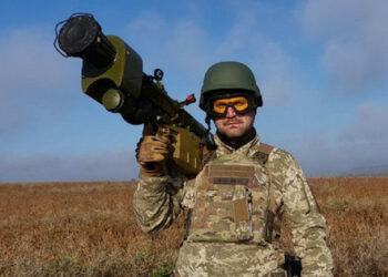 Prostovoljec iz Mariupola je sestrelil raketo MANPADS nad regijo Lviv.