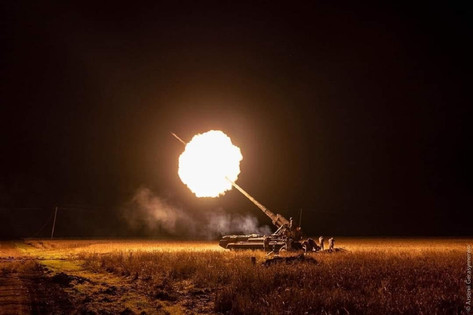 Rusi uničujejo mobilne stolpe v Kakhovki