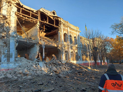 Rusija množično prizadela izobraževalne ustanove in zasebne hiše Nikolajeva (foto, video)