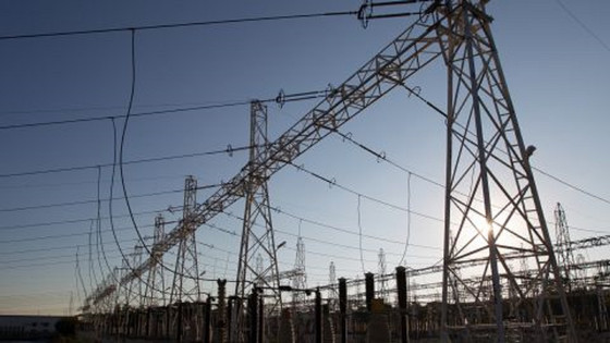 Skoraj polovica ukrajinskega energetskega sistema je onemogoščena zaradi ruskega obstreljenega