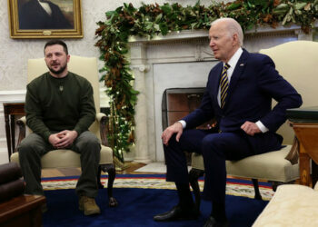 Biden je dejal, da upor Ukrajincev še naprej navdihuje svet