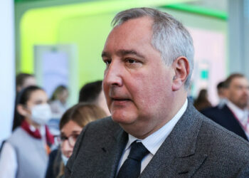 Nekdanji ruski uradnik Dmitry Rogozin je bil ranjen v Donjecku (video)