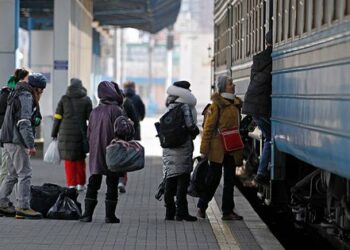 Poljska je poročala o znatnem zmanjšanju ukrajinskih beguncev