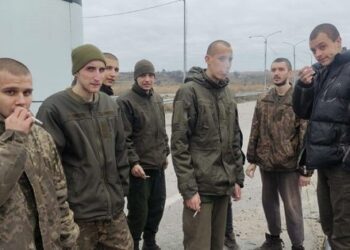 Približno 3400 ukrajinskih vojakov je v ruskem ujetništvu