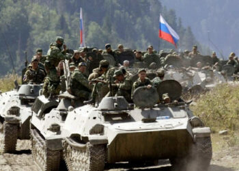 Putin trikrat preložil začetek invazije na Ukrajino – obveščevalna služba