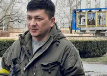Rusija poskuša ukrajinske vire informacij razkriti z napadi dronov – Kim