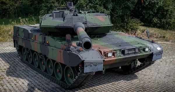Finska lahko prenese majhno število leopard 2 tankov v Ukrajino