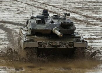 Nemčija je uradno pristala na prenos tankov Leopard 2 v Ukrajino