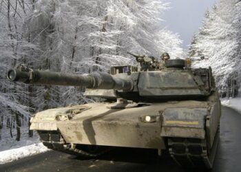 Pentagon je pojasnil, zakaj Združene države še niso prenesle abrams tankov v Ukrajino
