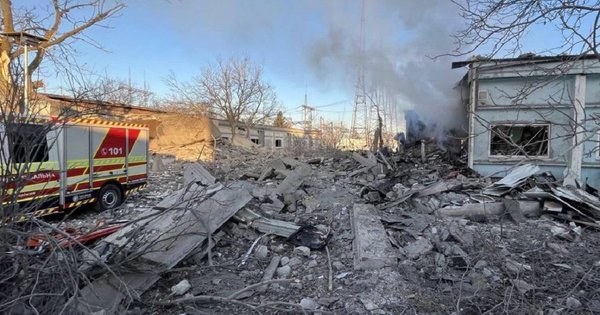 Rusi ubili tri ljudi v napadu na energetski objekt v Zaporizhiji