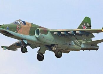Ukrajinska vojska sestrelila rusko napadalno letalo Su-25