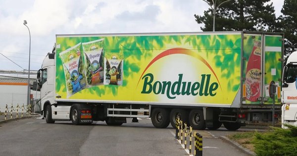 Ukrajinske trgovine bodo bojkotile Bonduelle zaradi škandala s pomočjo ruske vojske