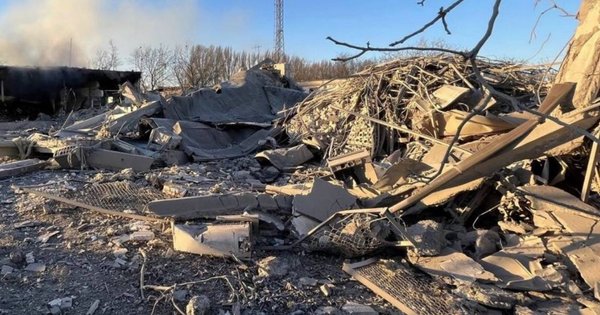 V drugem ruskem raketnem napadu je bilo ubitih najmanj 11 ljudi