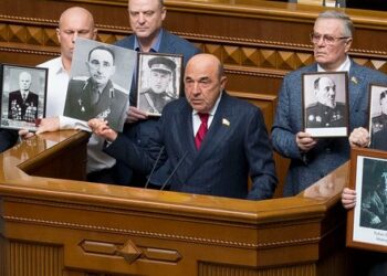 Verkhovna Rada je zbrala podpise za odvzem sedežev poslancev iz OPFL