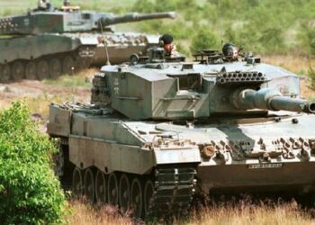 Poljski obrambni minister pravi, da so poljski tanki Leopard 2 že v Ukrajini