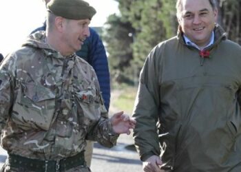 Britanski obrambni minister pojasnjuje zamude pri zagotavljanju Ukrajini s tanki