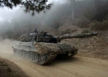 Finska potrdila prenos treh leopardskih tankov v Ukrajino