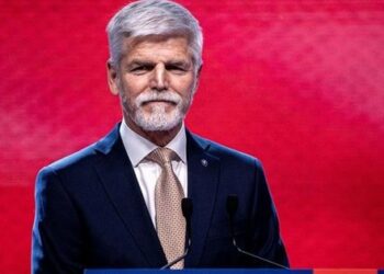 Med predsedniškimi volitvami na Češkem je Rusija sprožila ponaredek o Petru Pavelu