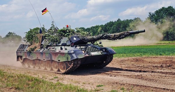 Nemčija bo v Ukrajino poslala 88 tankov Leopard I
