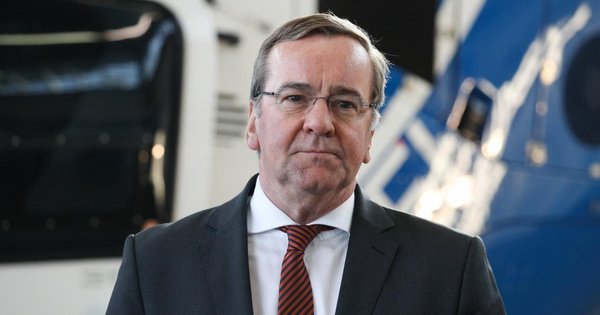Nemški obrambni minister priznal, da bi bil mir boljši brez Putina