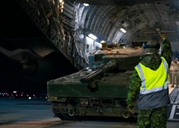 Prvi kanadski Leopard 2 za Ukrajino prispel na Poljsko