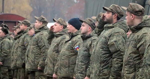 Росія планує набрати до своєї армії ще 400 тис. контрактників, – ЗМІ