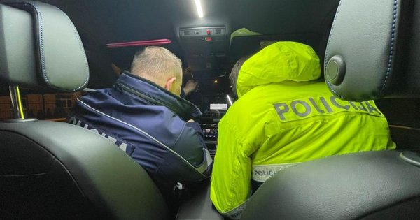 Україна отримала від Латвії перші автомобілі, конфісковані у п’яних водіїв