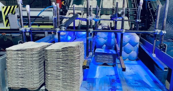 З думкою про планету: як на Львівщині працює релоковане підприємство з виготовлення екопакування