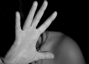Як діяти жінкам, які пережили насильство на війні, і їхнім рідним