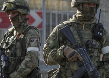 У Скадовську російських військових розміщують у школах, де вчаться діти