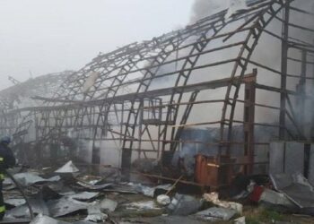 Росіяни масовано атакували Дніпропетровщину ракетами та дронами, є руйнування