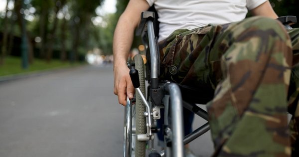 Особи з інвалідністю внаслідок війни можуть отримати від 10 до 25 тис. грн з обласного бюджету