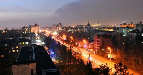 Під час тривоги у Тернополі ворог влучив в промзону, є постраждалі
