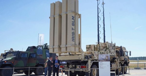 Олаф Шольц українською повідомив про безпрецедентний пакет допомоги Україні на 2,7 млрд євро
