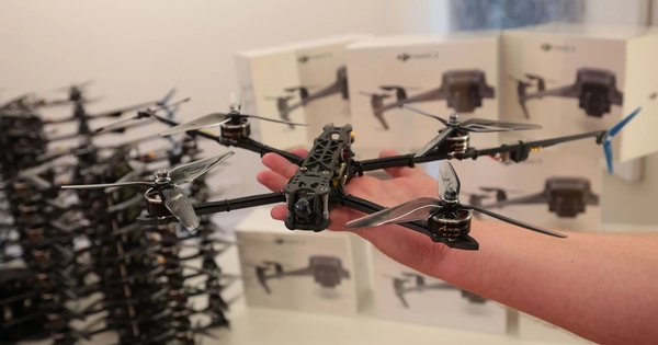 У Львівській ОВА передали 100 бойових дронів для ЗСУ