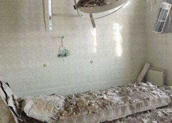 Росіяни обстріляли лікарню та зруйнували два під’їзди житлового будинку в Херсоні