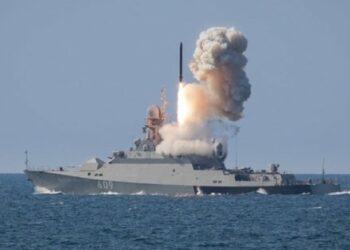 Росія вивела у Чорне море ракетоносії з 32 «Калібрами»