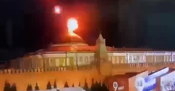 Російські ЗМІ повідомили про атаку безпілотників на Кремль