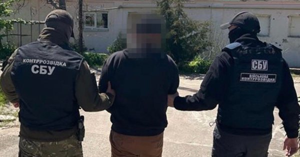 СБУ затримала за державну зраду військового моряка