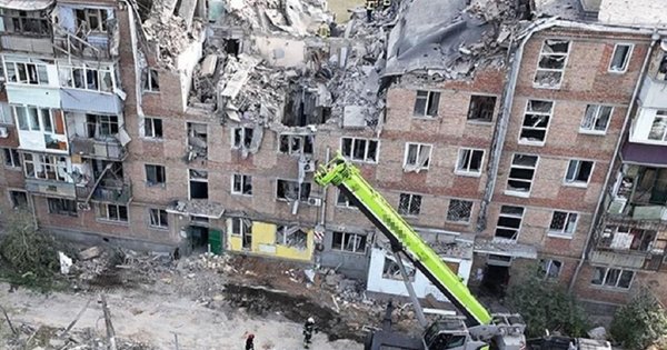 Миколаївський таксист навів російську ракету на житлову багатоповерхівку