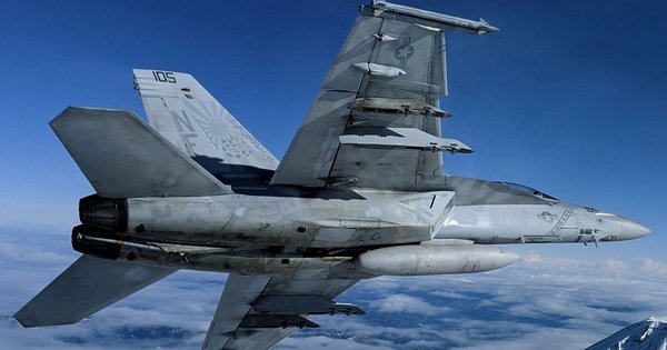 Україна звернулась до Австралії щодо надання винищувачів F/A-18