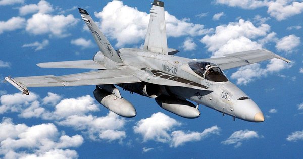 Україна може отримати десятки винищувачів-бомбардувальників F/A-18