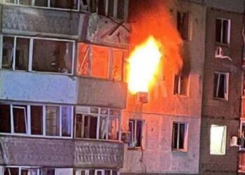 Троє людей загинули в Одесі через влучання уламків дрона у квартиру